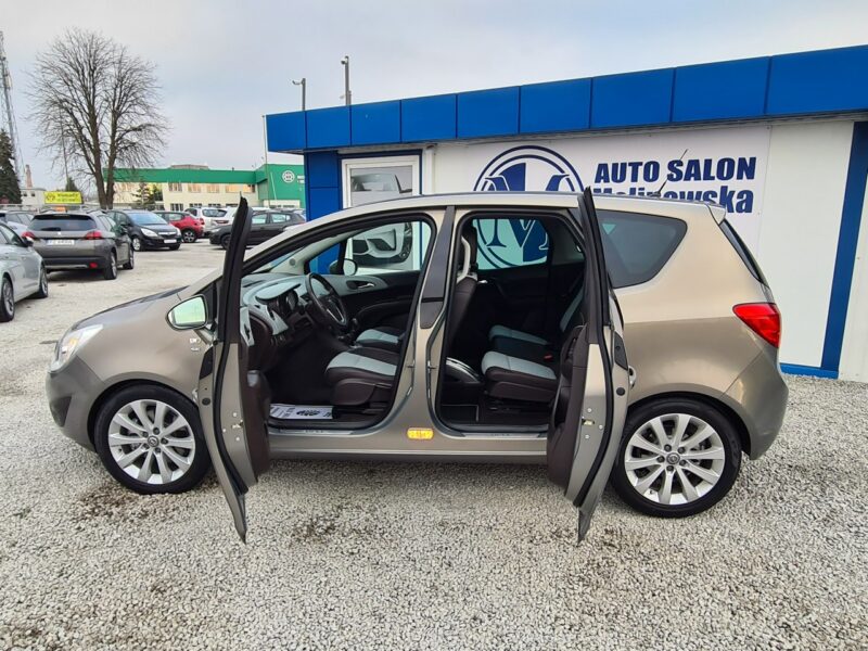 Opel Meriva Klimatyzacja Półskóry Tempomat Sensory Halogeny Komputer Alu Wzorowa II (2010-)