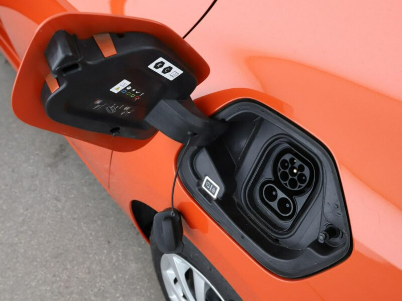 Opel Corsa EV automat PDC klima-auto tempomat F (2019-)