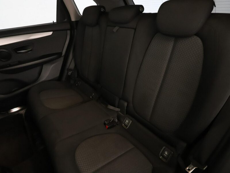 BMW 218 2.0d Automat Advantage Panorama Navi Tempomat GrzaneFotele FullLED PDC F46