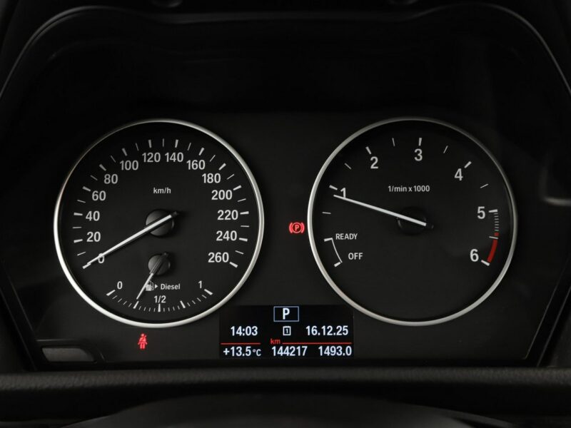 BMW 218 2.0d Automat Advantage Panorama Navi Tempomat GrzaneFotele FullLED PDC F46