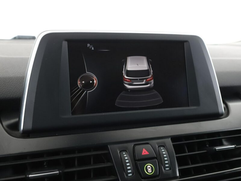 BMW 218 2.0d Automat Advantage Panorama Navi Tempomat GrzaneFotele FullLED PDC F46