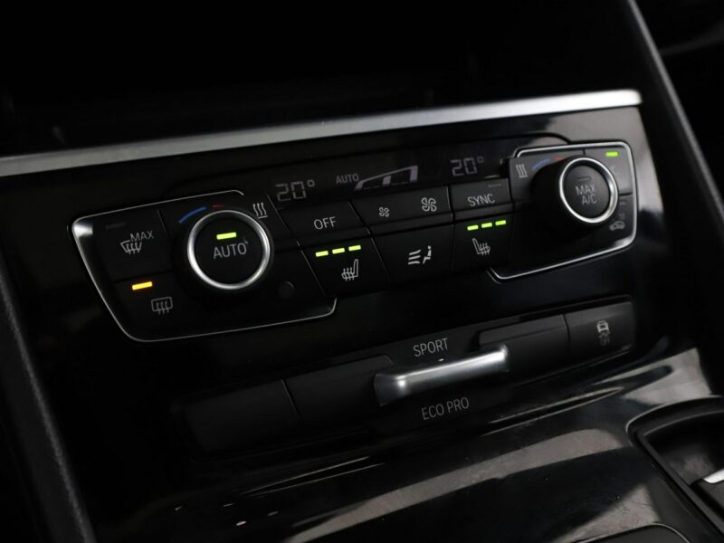 BMW 218 2.0d Automat Advantage Panorama Navi Tempomat GrzaneFotele FullLED PDC F46