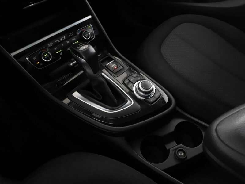 BMW 218 2.0d Automat Advantage Panorama Navi Tempomat GrzaneFotele FullLED PDC F46