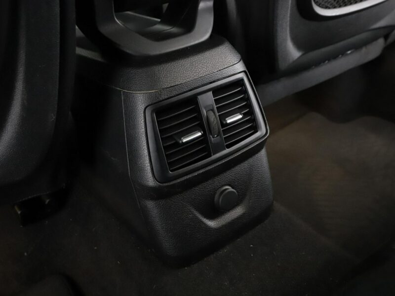 BMW 218 2.0d Automat Advantage Panorama Navi Tempomat GrzaneFotele FullLED PDC F46