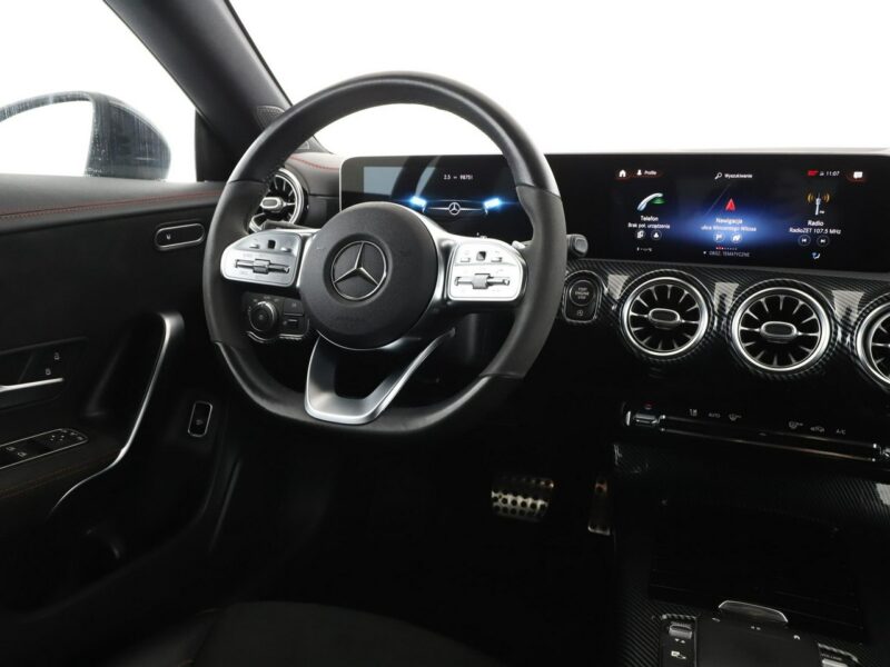 Mercedes CLA 200 automat multibeam LED, skóra/alcantara grzane fotele kamery II (2019-)