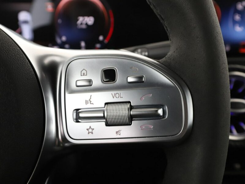 Mercedes CLA 200 automat multibeam LED, skóra/alcantara grzane fotele kamery II (2019-)