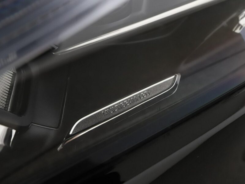 Mercedes CLA 200 automat multibeam LED, skóra/alcantara grzane fotele kamery II (2019-)