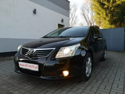 Toyota Avensis 2.0 D-4D 126KM Nav Kamera Klimatron Isofix Temp Parktron Alu Gwarancja III (2009-)