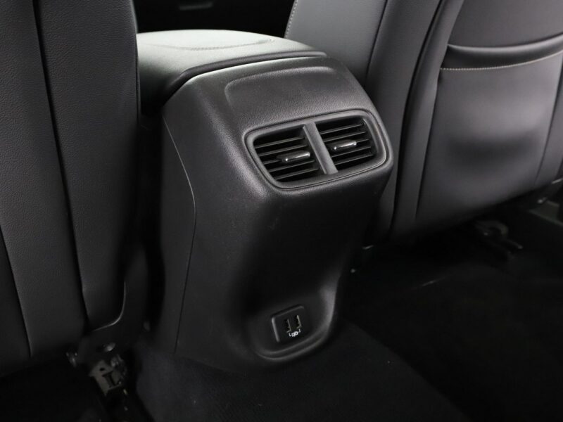 Opel Insignia Innovation półskóra niski przebieg grzane fotele navi kamera FullLED B (2017-)