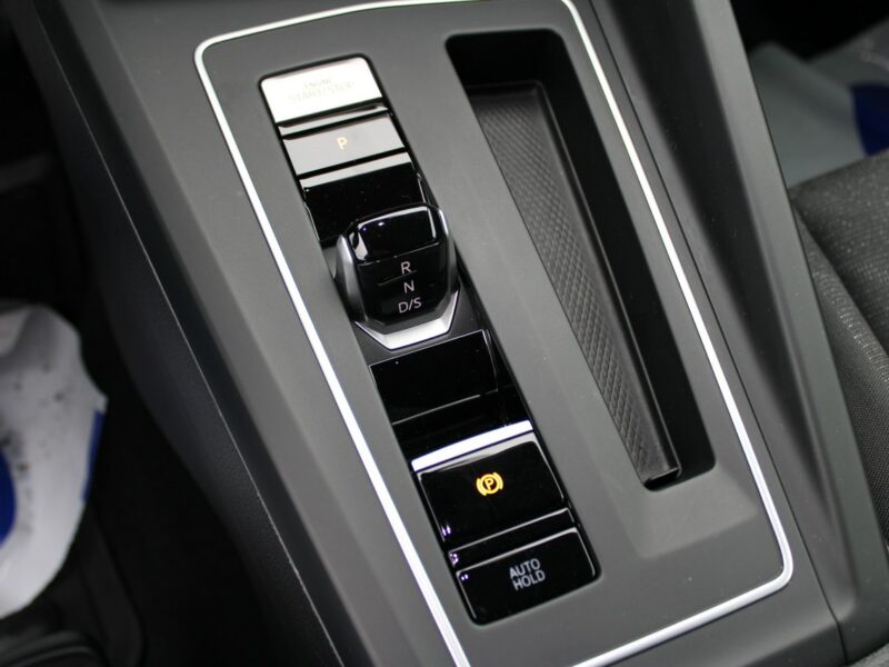 Volkswagen Golf LIFE DSG Asystent Kamera Salon Polska Gwarancja VIII (2020-)