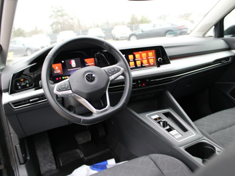 Volkswagen Golf LIFE DSG Asystent Kamera Salon Polska Gwarancja VIII (2020-)