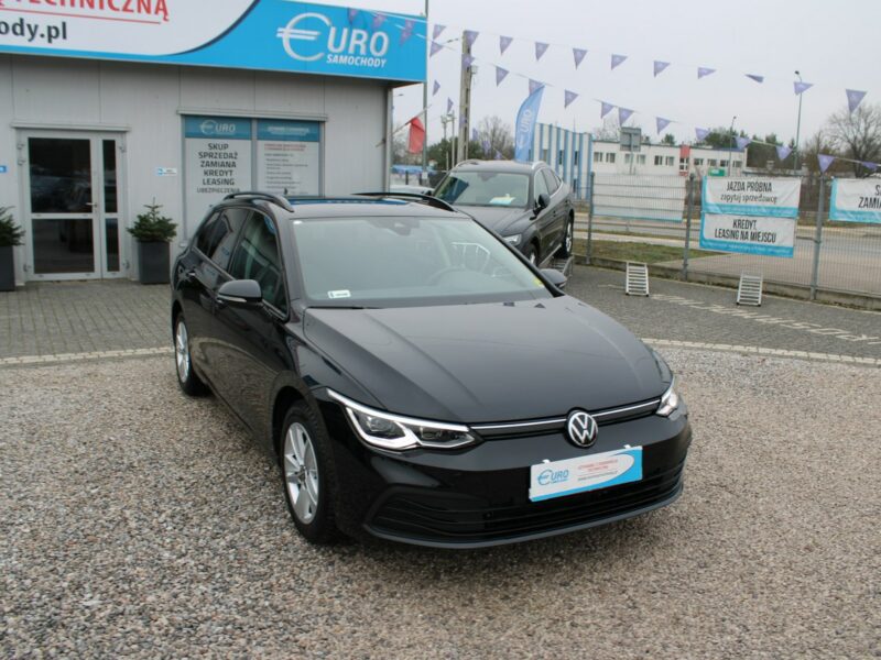 Volkswagen Golf LIFE DSG Asystent Kamera Salon Polska Gwarancja VIII (2020-)