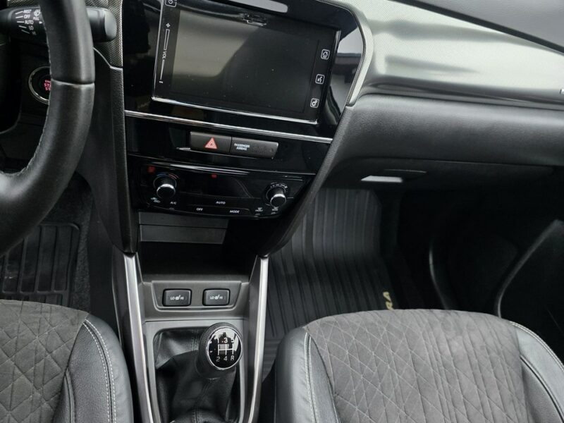 Suzuki Vitara Serwis ASO, 4x4, bezwypadkowy, panorama dach III (2019-)