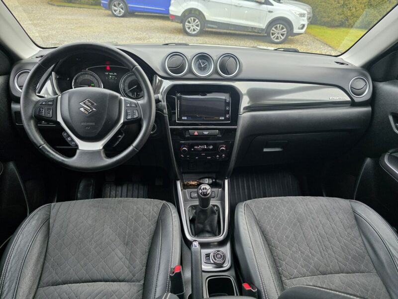 Suzuki Vitara Serwis ASO, 4x4, bezwypadkowy, panorama dach III (2019-)