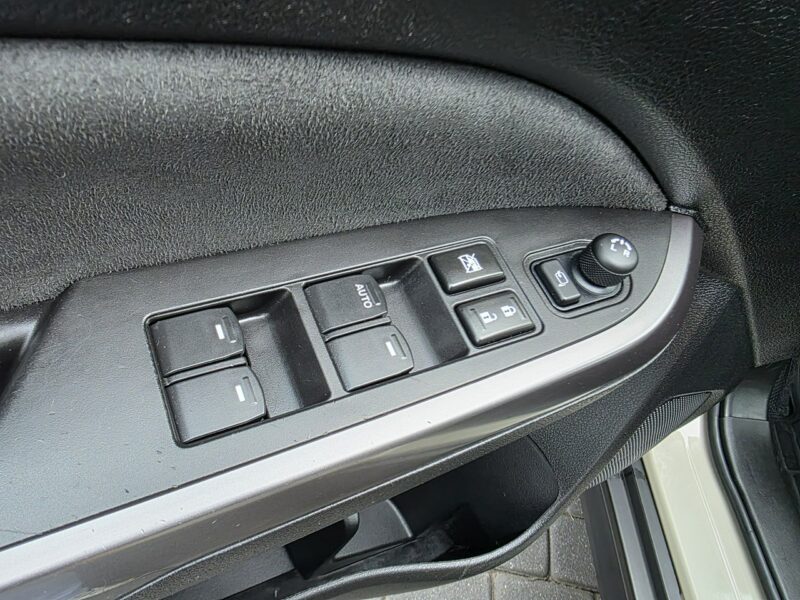 Suzuki Vitara Serwis ASO, 4x4, bezwypadkowy, panorama dach III (2019-)