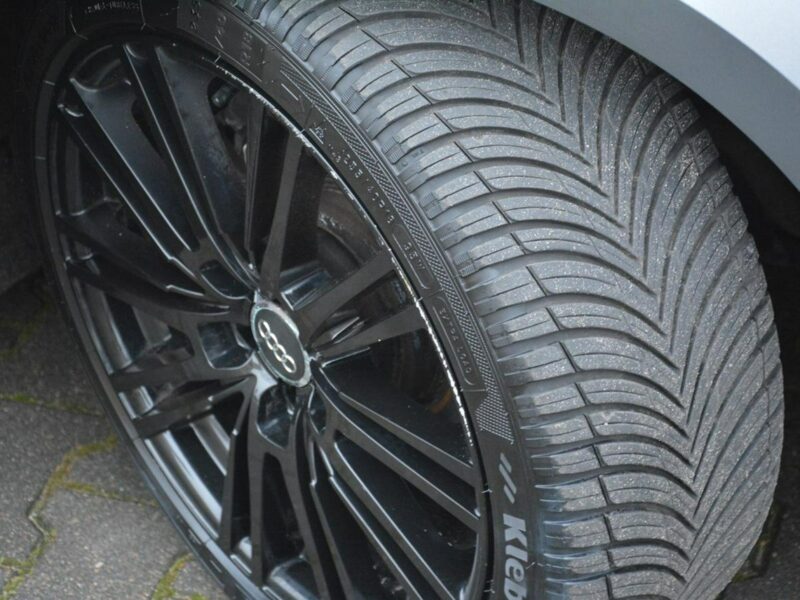 Audi A4 Avant Virtual Cockpit Klimatronic 3-strefy Ledy Navi Webasto. el.klapa ASO B9 (2015-)