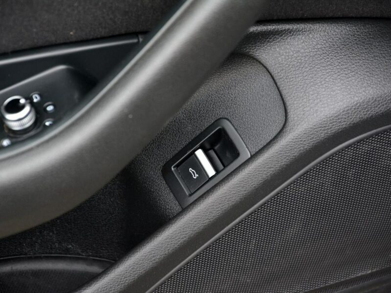 Audi A4 Avant Virtual Cockpit Klimatronic 3-strefy Ledy Navi Webasto. el.klapa ASO B9 (2015-)