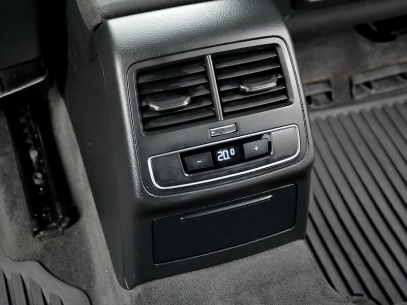 Audi A4 Avant Virtual Cockpit Klimatronic 3-strefy Ledy Navi Webasto. el.klapa ASO B9 (2015-)