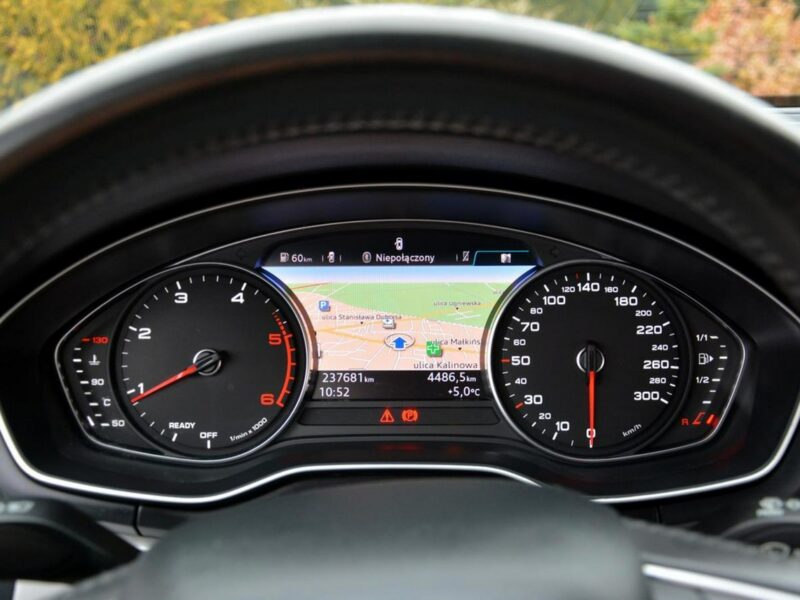 Audi A4 Avant Virtual Cockpit Klimatronic 3-strefy Ledy Navi Webasto. el.klapa ASO B9 (2015-)
