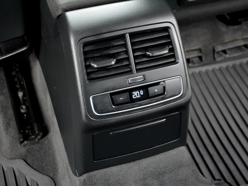 Audi A4 Avant Virtual Cockpit Klimatronic 3-strefy Ledy Navi Webasto. el.klapa ASO B9 (2015-)