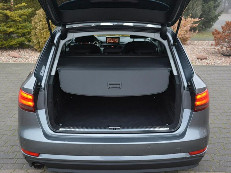 Audi A4 Avant Virtual Cockpit Klimatronic 3-strefy Ledy Navi Webasto. el.klapa ASO B9 (2015-)