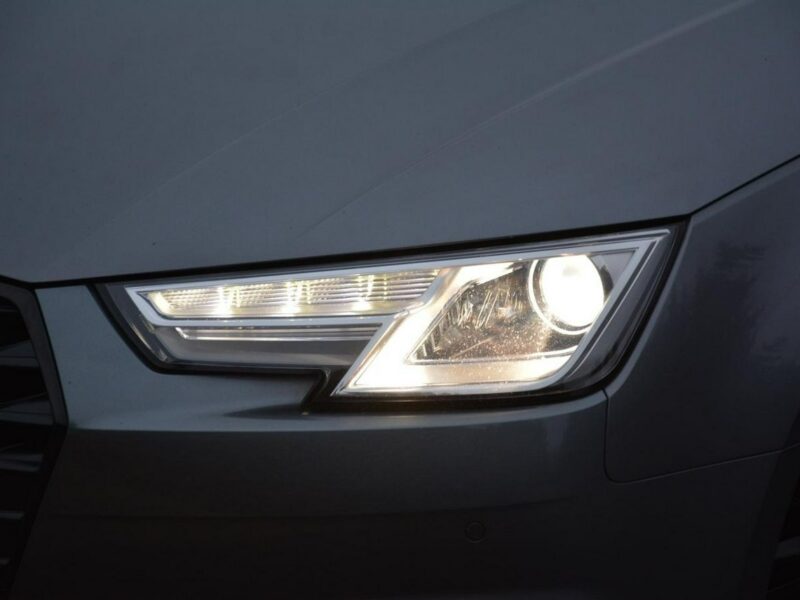 Audi A4 Avant Virtual Cockpit Klimatronic 3-strefy Ledy Navi Webasto. el.klapa ASO B9 (2015-)