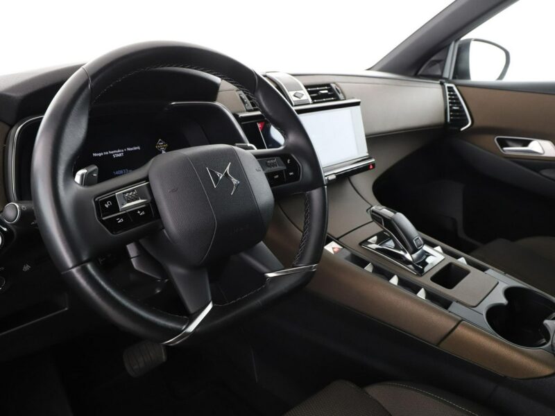 DS Automobiles DS 7 Crossback automat navi PDC-kamera hak tempomat virtual cockpit