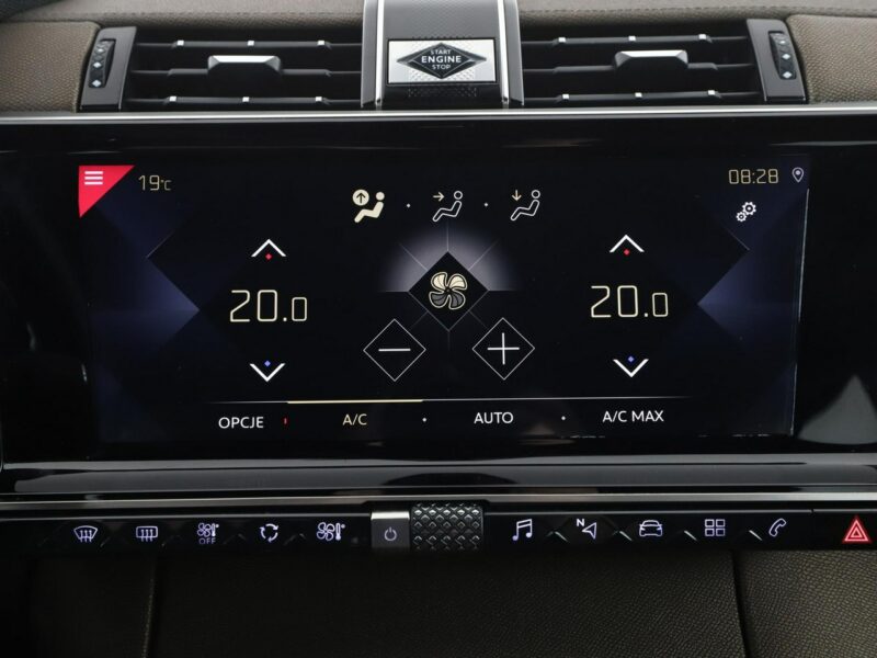 DS Automobiles DS 7 Crossback automat navi PDC-kamera hak tempomat virtual cockpit