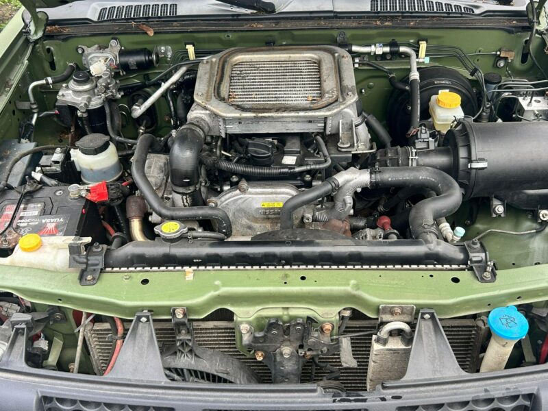 Nissan PickUp Nissan Pickup D22 2.5 dCi 4x4 | Off-Road | Reduktor | Wyciągarka | Hak