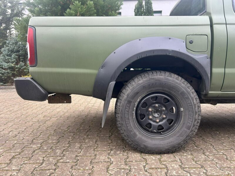 Nissan PickUp Nissan Pickup D22 2.5 dCi 4x4 | Off-Road | Reduktor | Wyciągarka | Hak