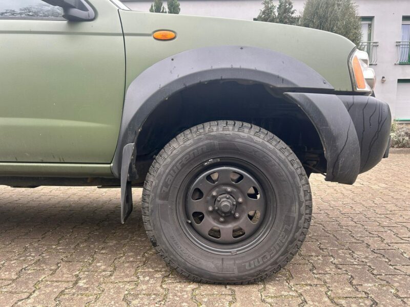 Nissan PickUp Nissan Pickup D22 2.5 dCi 4x4 | Off-Road | Reduktor | Wyciągarka | Hak