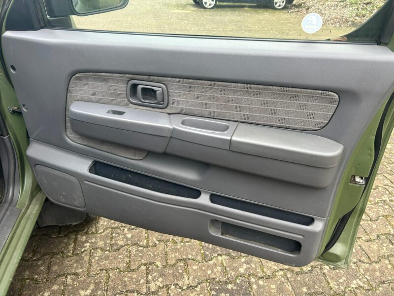 Nissan PickUp Nissan Pickup D22 2.5 dCi 4x4 | Off-Road | Reduktor | Wyciągarka | Hak