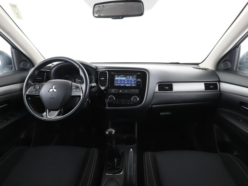Mitsubishi Outlander kamera grzane fotele tempomat klima-auto III (2012-)
