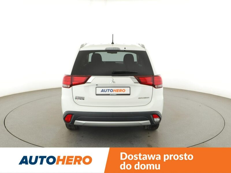 Mitsubishi Outlander kamera grzane fotele tempomat klima-auto III (2012-)