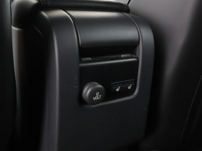 Volvo V60 FV23% automat skóra navi klima auto grzane fotele ACC czujniki parkowa I (2010-2018)