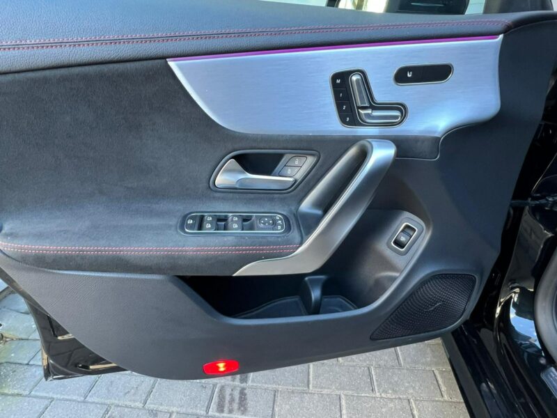 Mercedes CLA 180 CLA180 Automat AMGLine Panorama Matrix Kamera Zarejestrowany II (2019-)