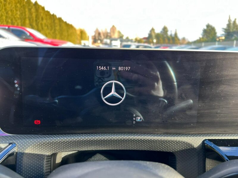 Mercedes CLA 180 CLA180 Automat AMGLine Panorama Matrix Kamera Zarejestrowany II (2019-)
