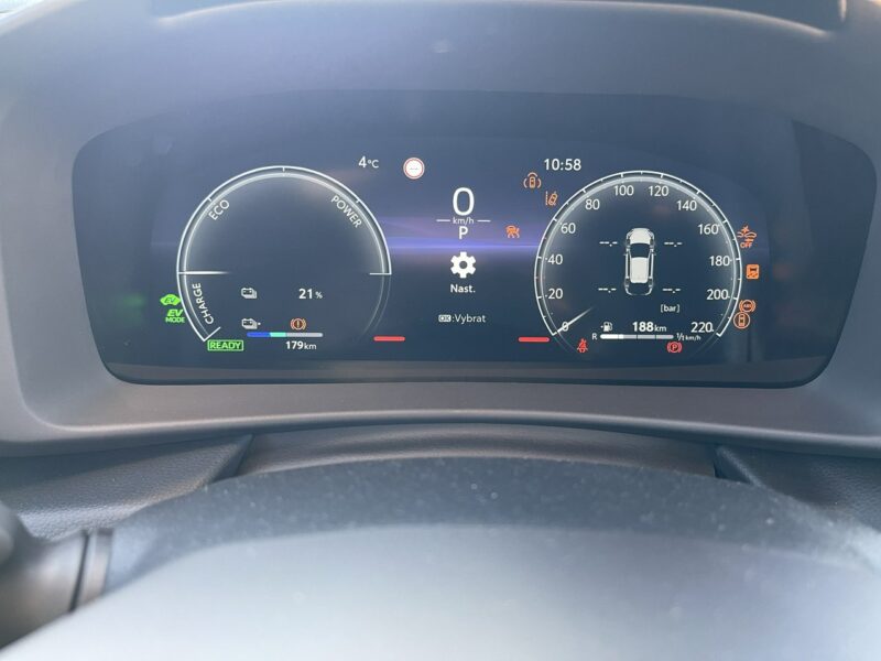 Toyota C-HR Hybrid PlugIN Kamera Podgrzewanie Virtual 223KM