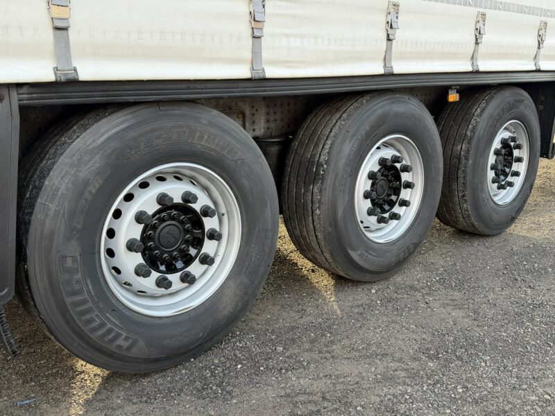 firana Schmitz Cargobull Standard Rama Ocynk Oś podnoszona Grudzień 2019r Zadbana Prosto z Trasy Stan Bardzo Dobry 2 sztuki !!!