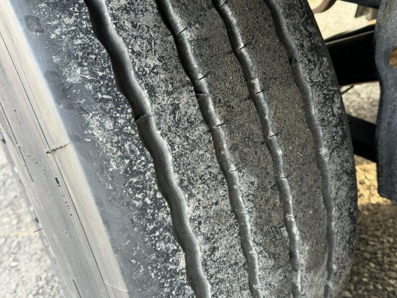 firana Schmitz Cargobull Standard Rama Ocynk Oś podnoszona Grudzień 2019r Zadbana Prosto z Trasy Stan Bardzo Dobry 2 sztuki !!!