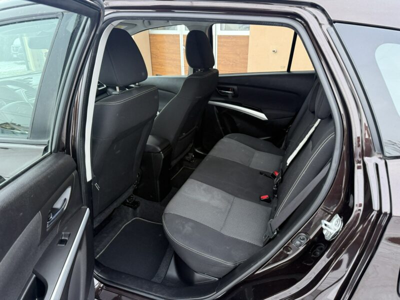 Suzuki SX4 S-Cross 1,6 120KM Klimatronik Navi Kamera Xenon 2xPDC