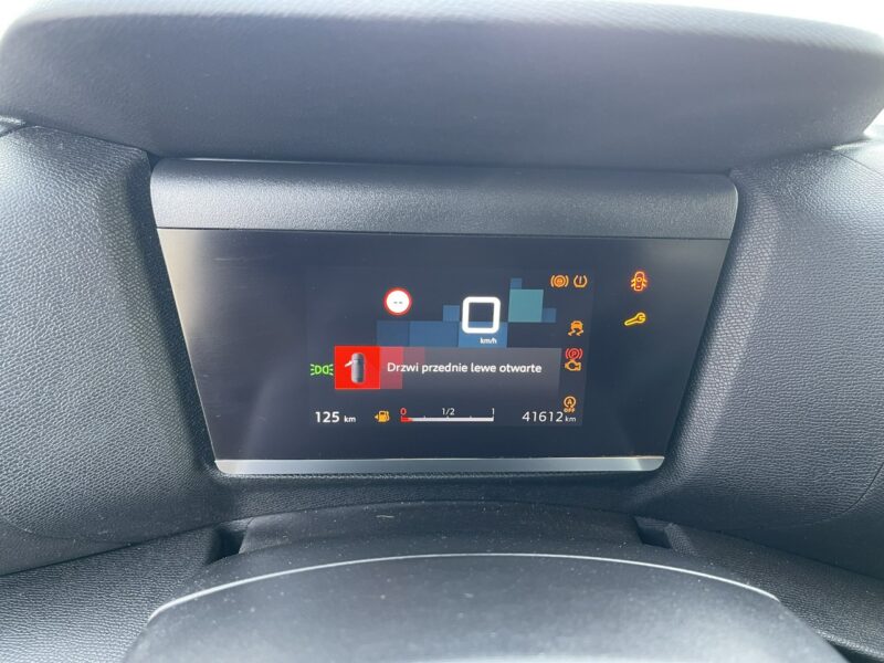 Citroen C4 Klimatronik Czujniki parkowania Virtual cockpit ks. serwisowa III (2020-)