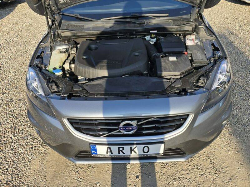 Volvo V40 R-Design II (2012-)